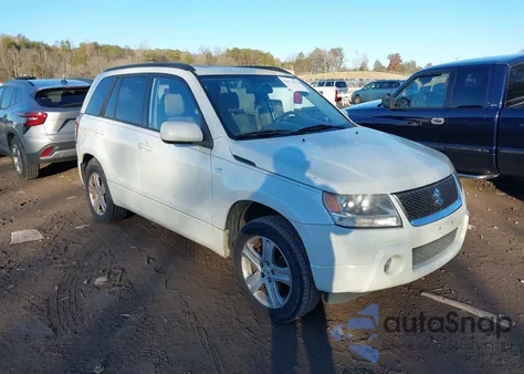 2007 Suzuki Grand Vitara Luxury z USA, uszkodzony, nr VIN JS3TE947974202172